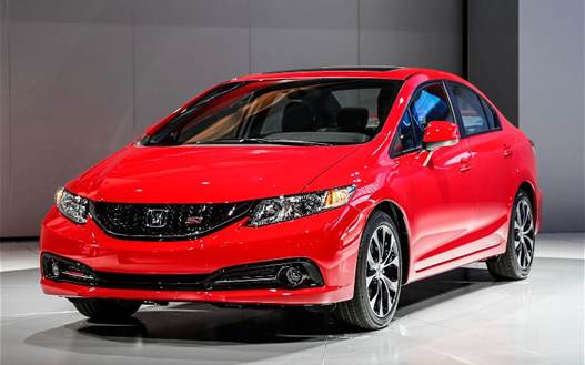 Description: 2013 Honda Civic Si Sedan Front Left View