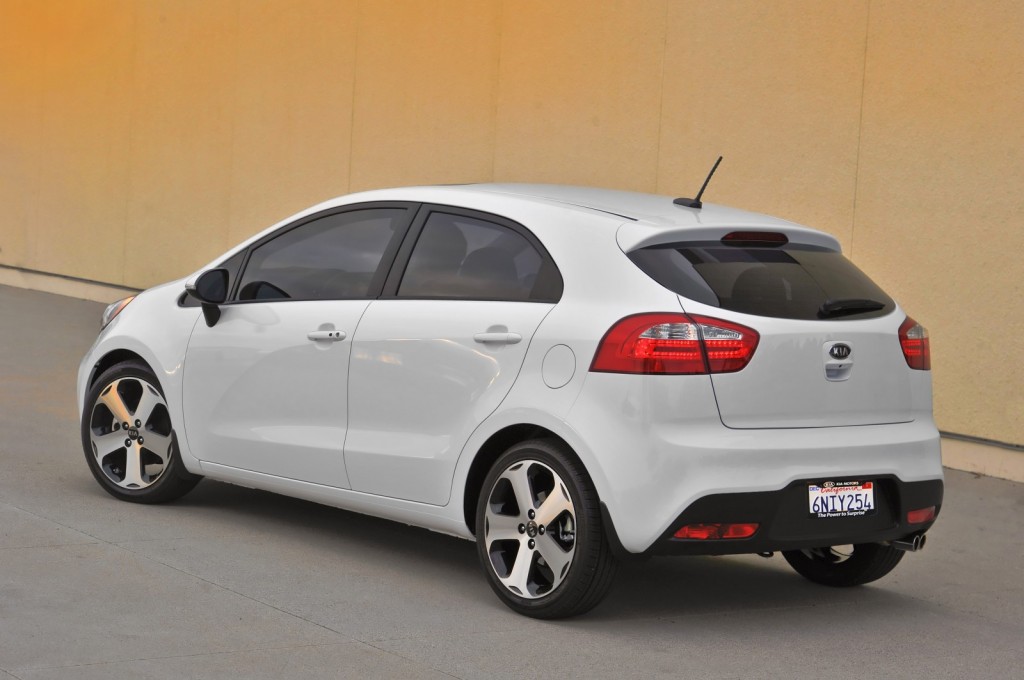 2013 Kia Rio Rear Side View