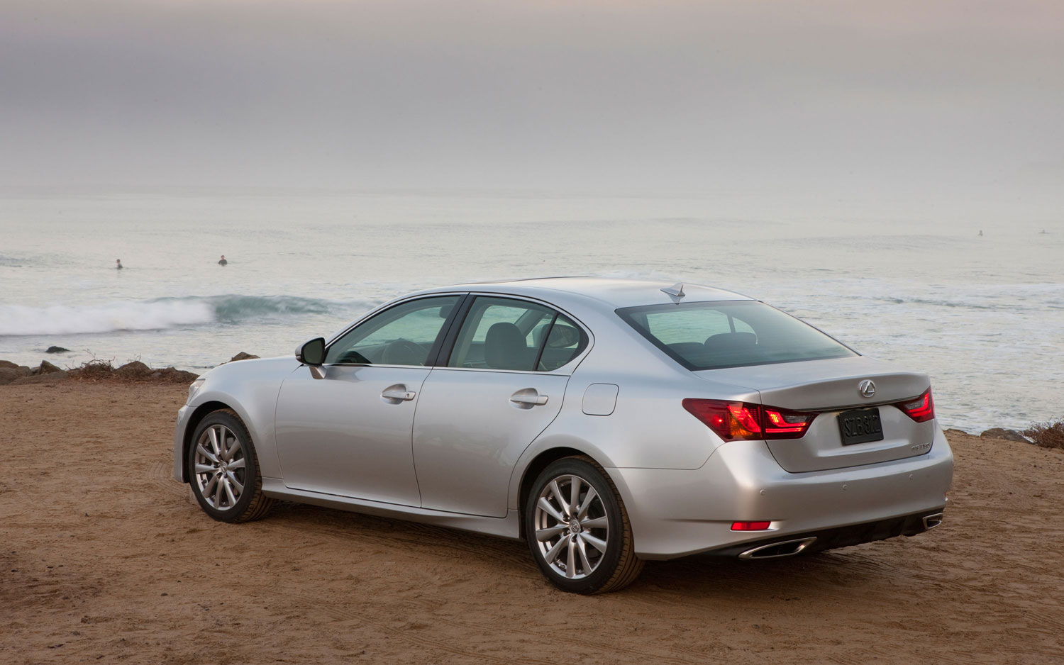 2013 Lexus GS 350 Rear Angle