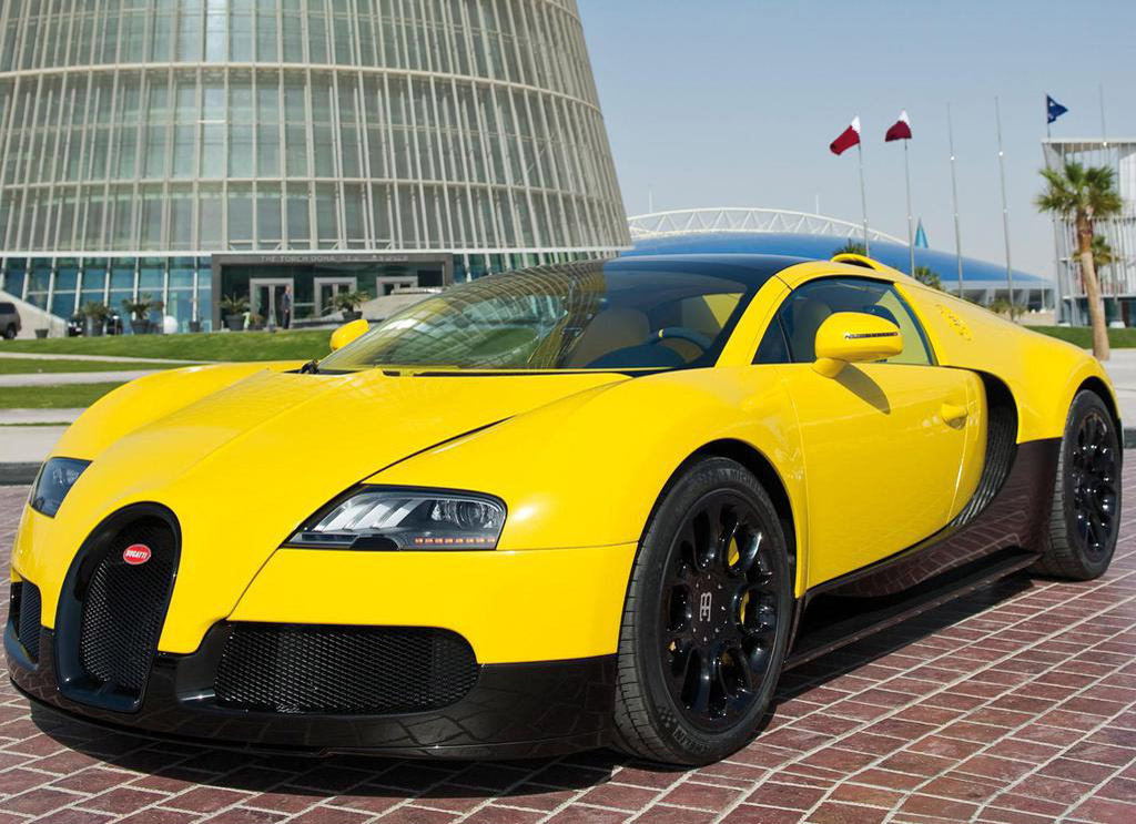 2014 Bugatti Veyron Front View