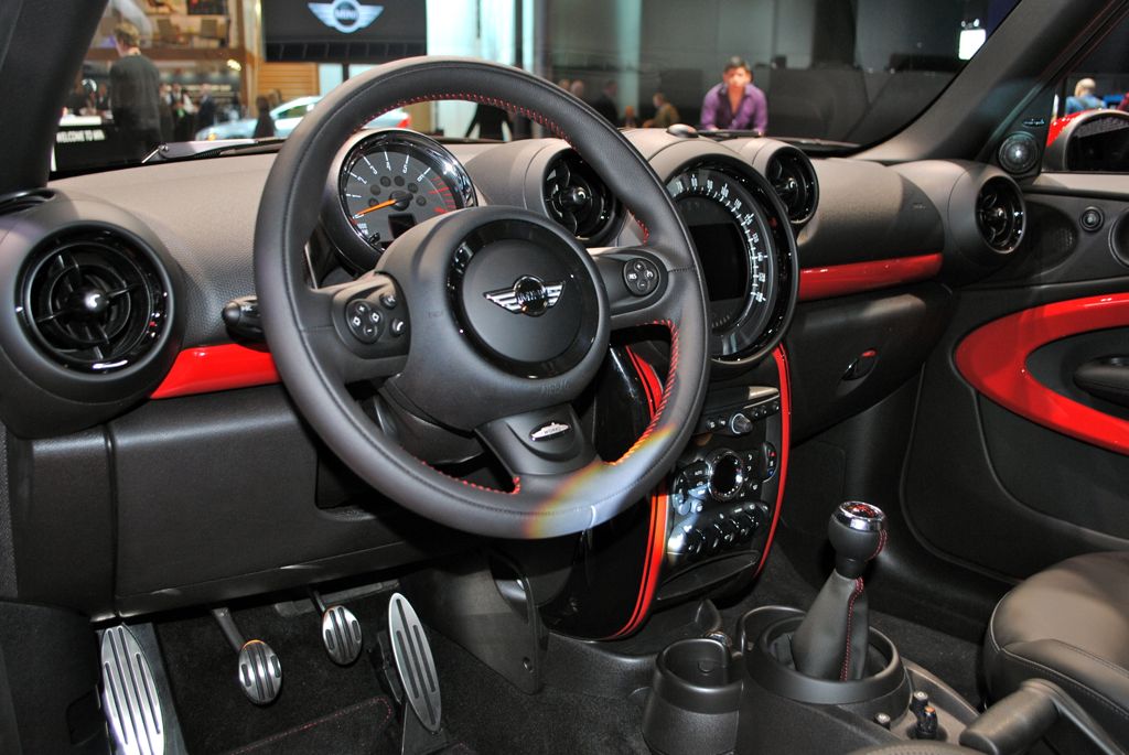 2014 Mini Paceman Interior View