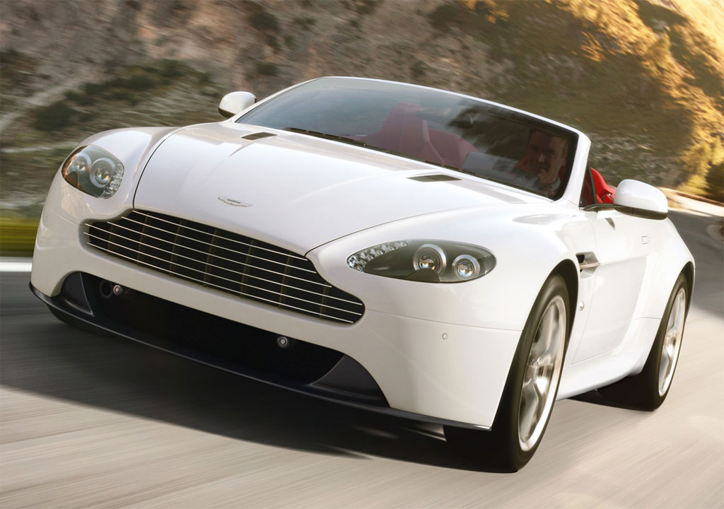 2013 Aston Martin V12 Vantage Roadster Front Exterior