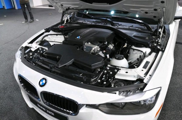 2013 BMW 320i Engine