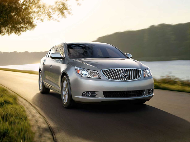 2013 Buick LaCrosse Front Angle Three Quarter