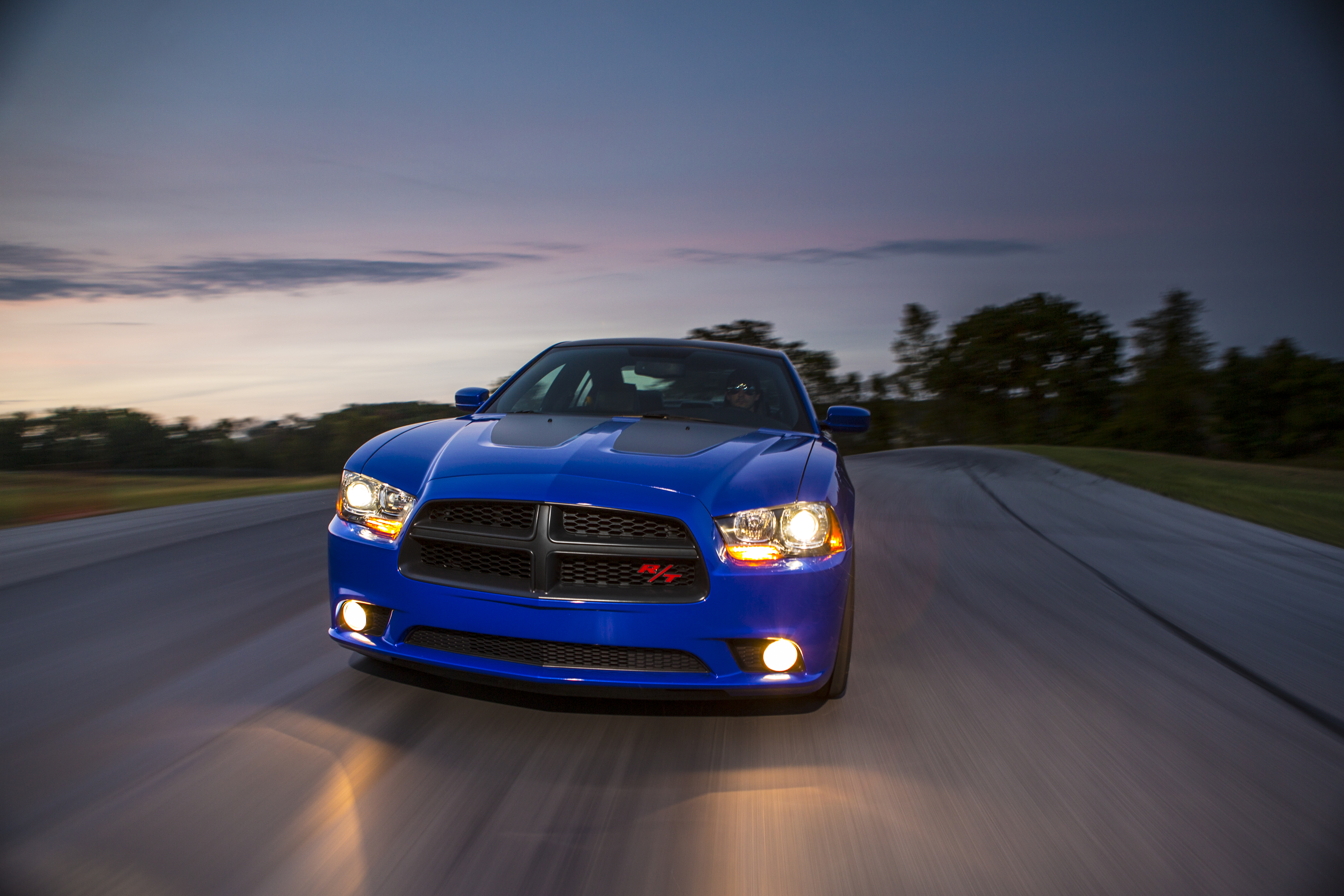 2013 Dodge Charger Daytona Front View