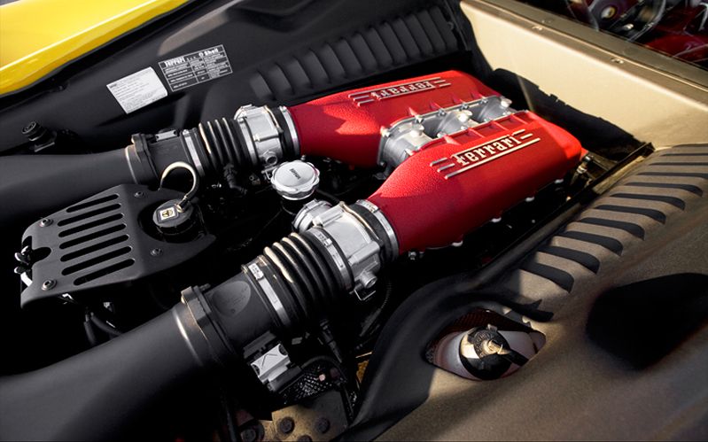 2013 Ferrari 458 Italia Engine View