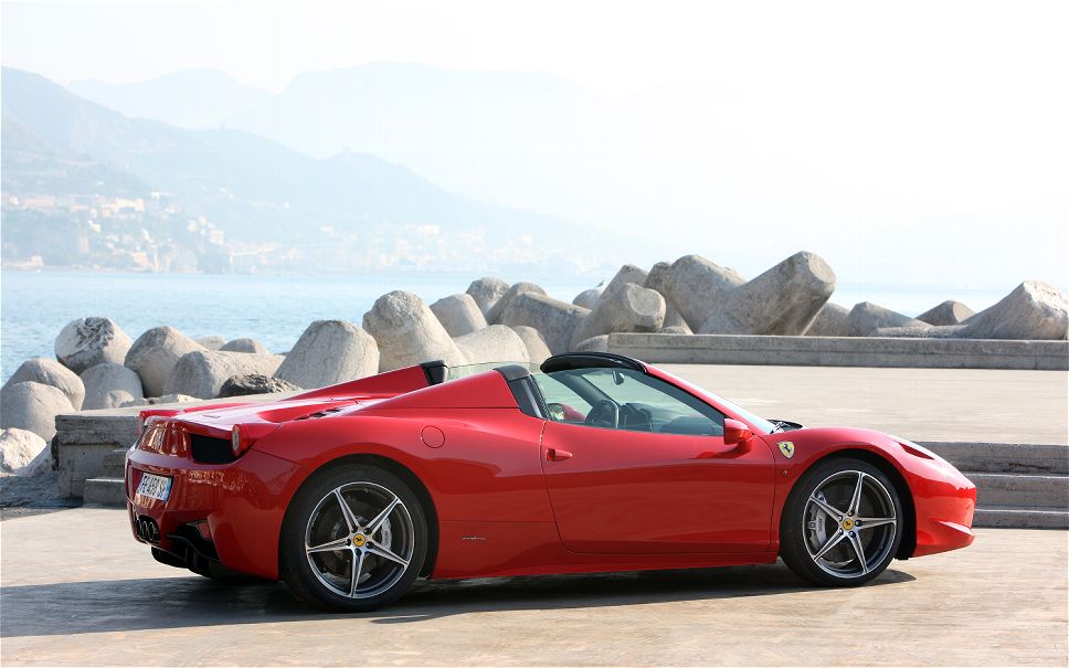 2013 Ferrari 458 Spider Side View