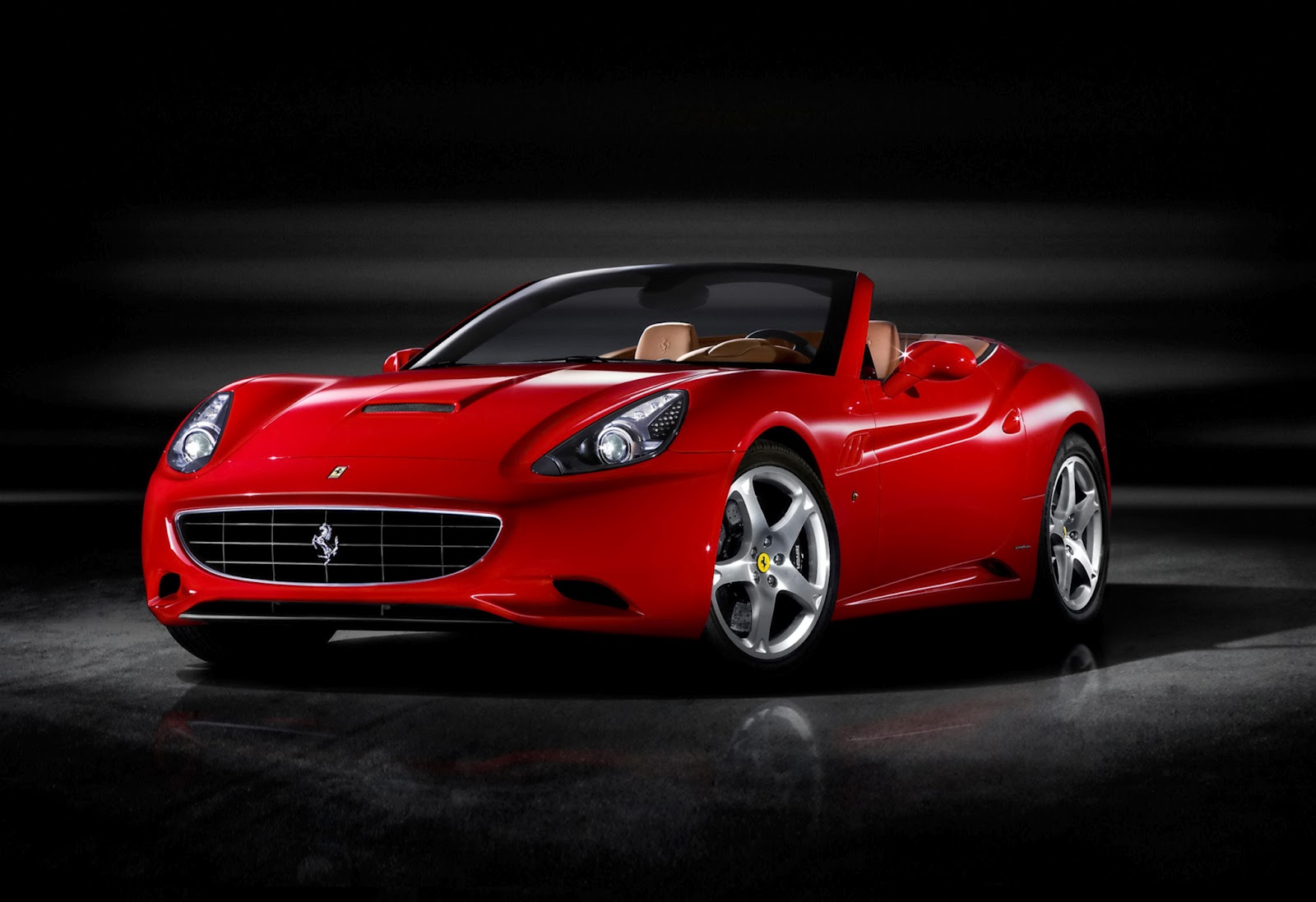 2013 Ferrari California Front View