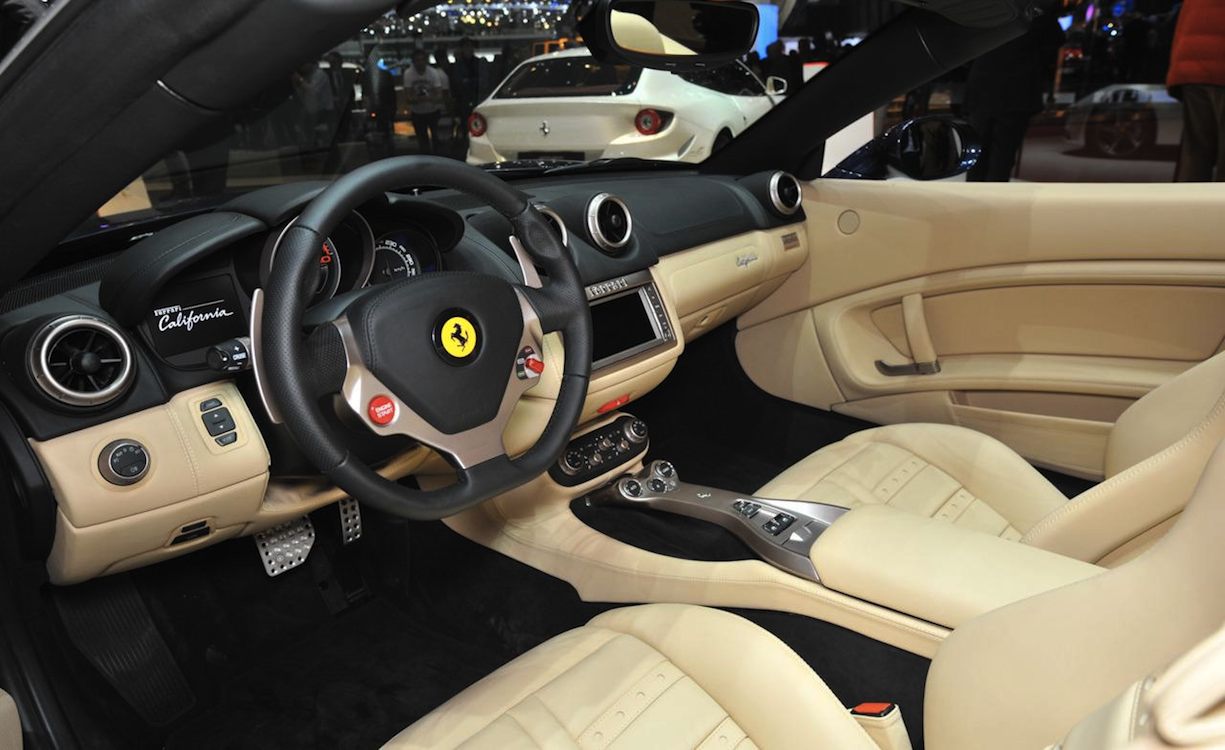 2013 Ferrari California Interior Dashboard