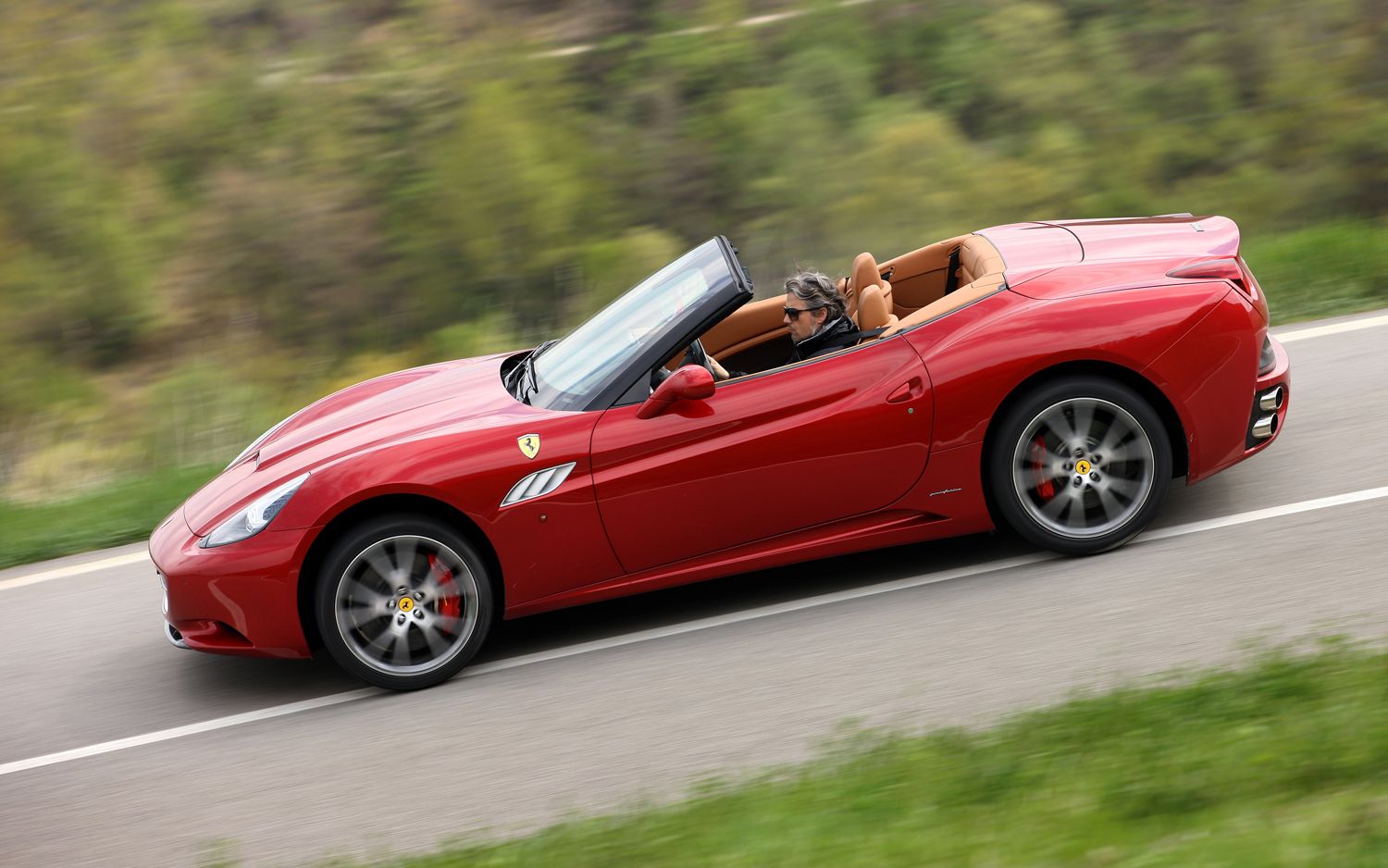 2013 Ferrari California Side View