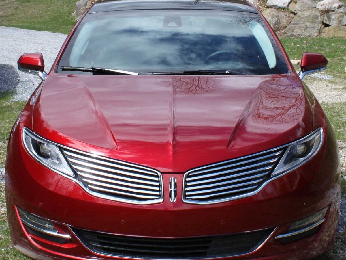 2013 Lincoln MKZ Front End