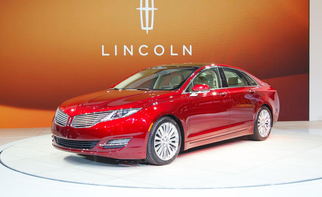 2013 Lincoln MKZ Front