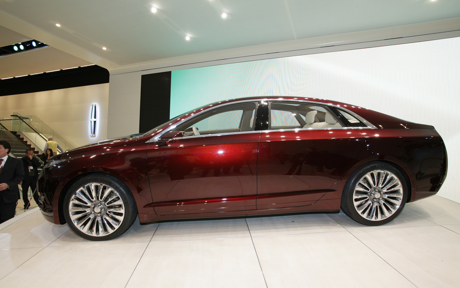 2013 Lincoln MKZ Side