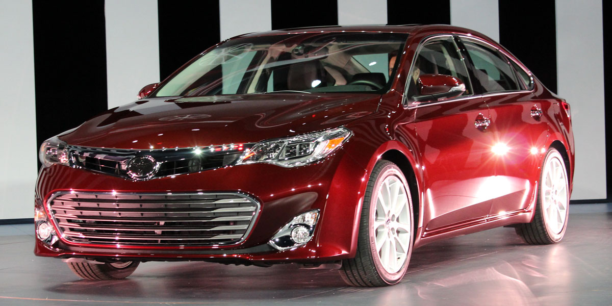 2013 Toyota Avalon Front Design