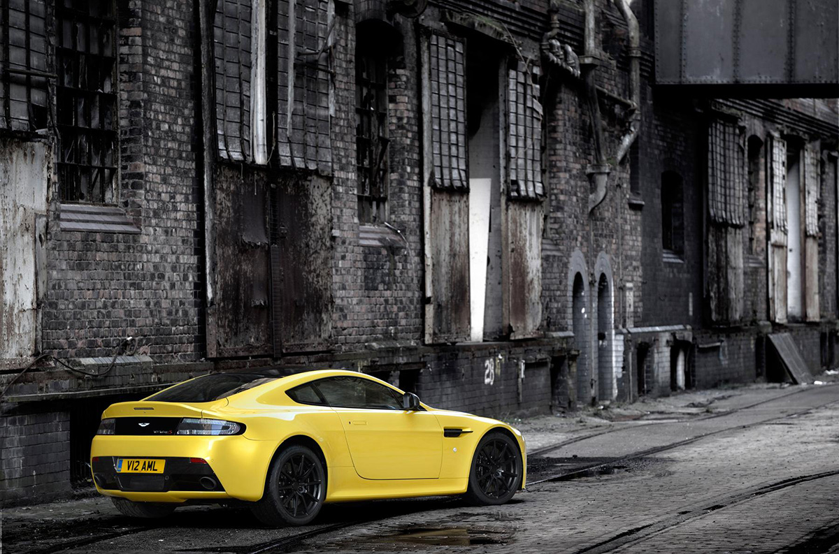 2014 Aston Martin V12 Vantage S Rear Angle