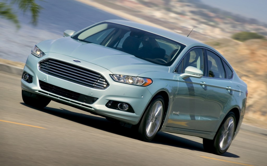 2014 Ford Fusion Hybrid Concept Front