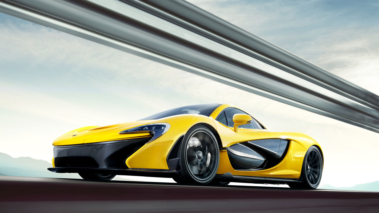 2014 McLaren P1 Front Angle