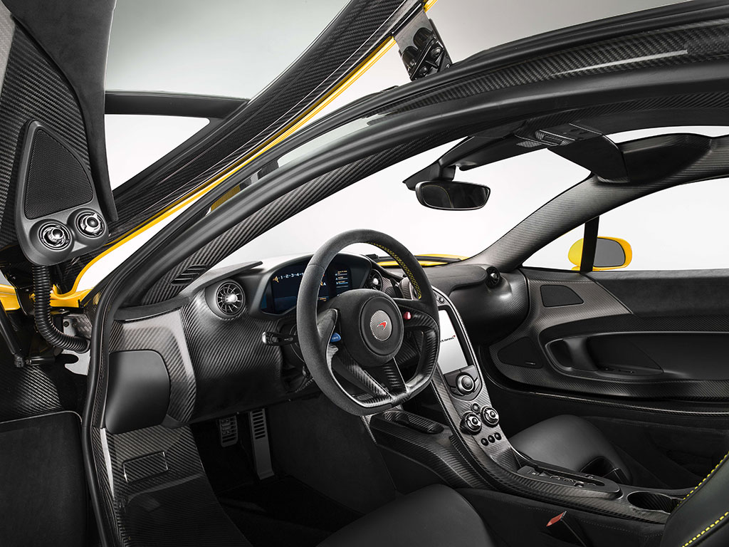 2014 McLaren P1 Interior Dashboard