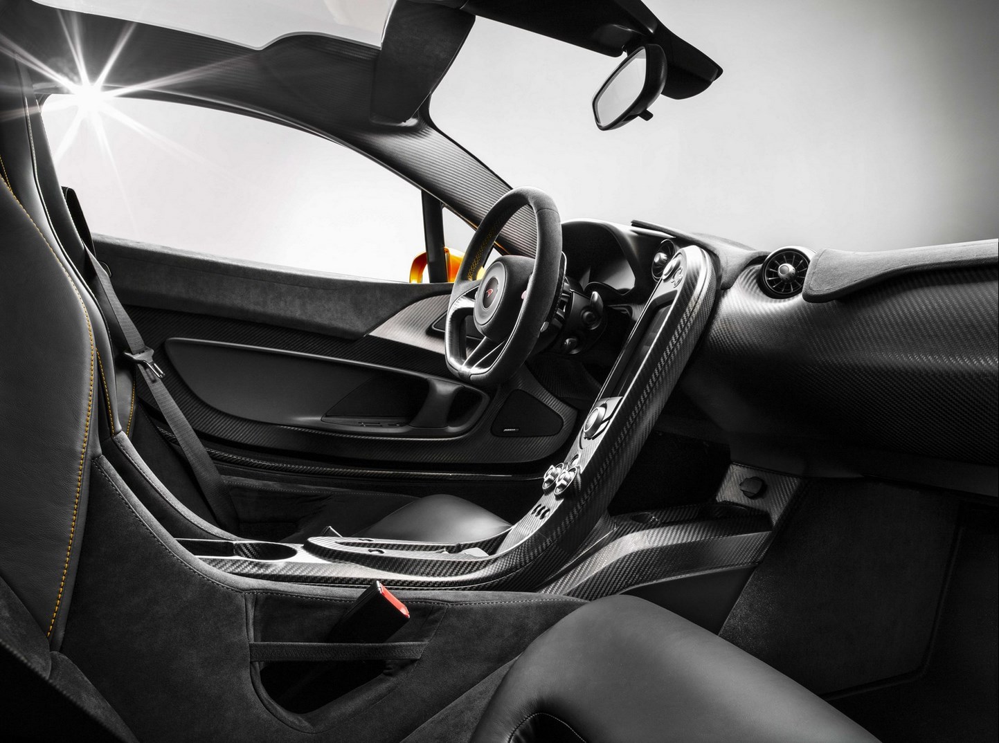 2014 McLaren P1 Interior