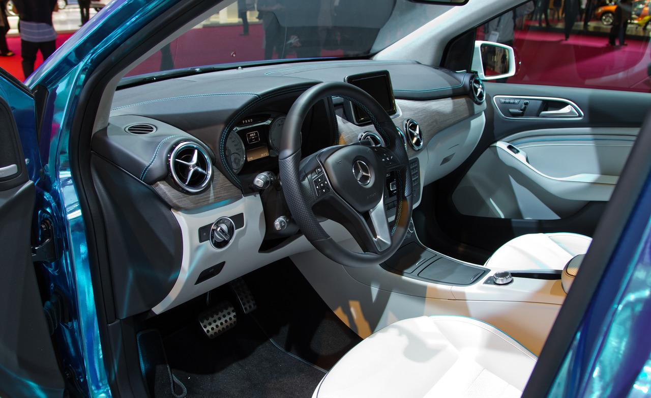 2014 Mercedes Benz B-Class Electric Drive Dashboard