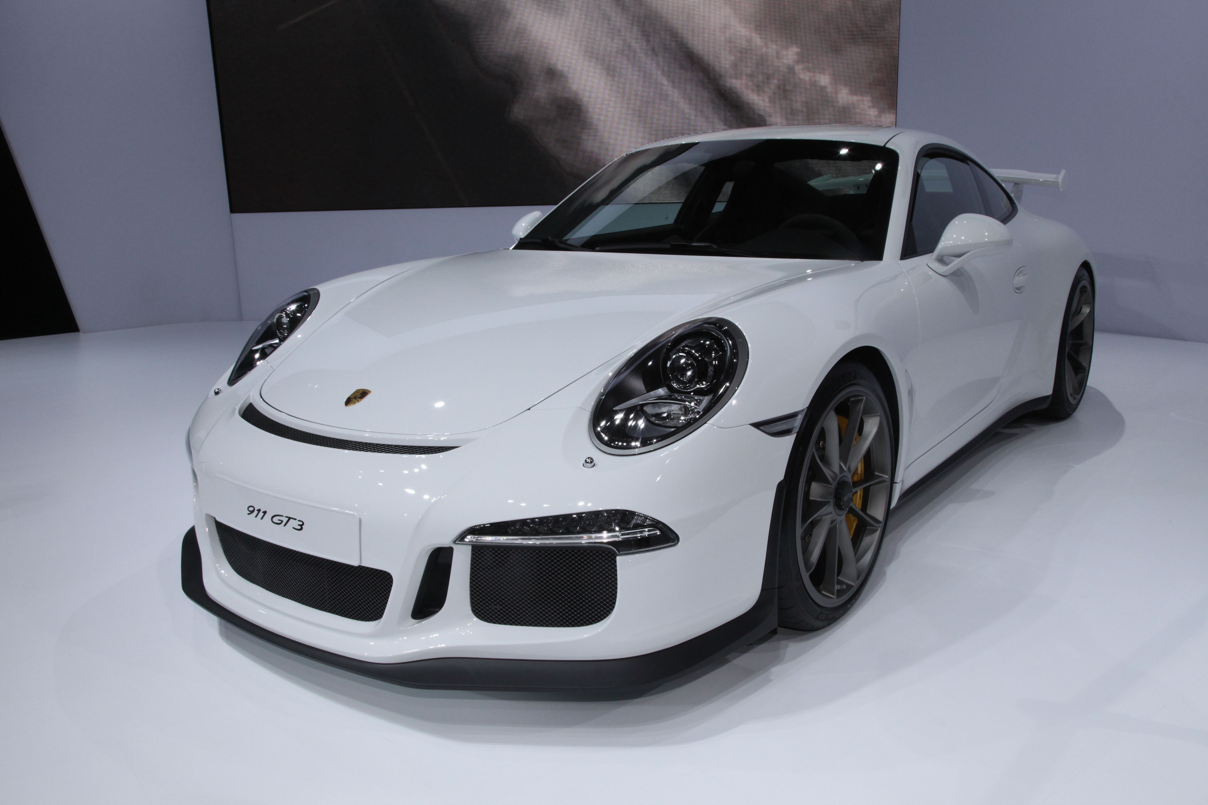 2014 Porsche 911 GT3 Front Design