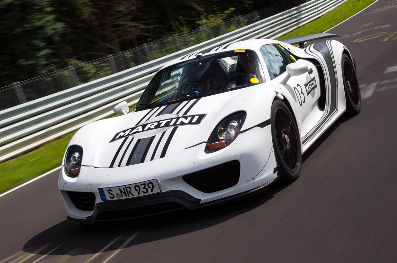 2014 Porsche 918 Spyder Front Design