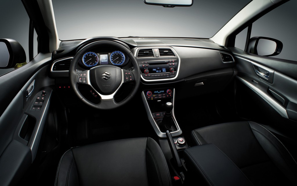 2013 Suzuki SX4 Crossover Interior