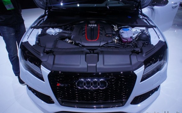 2014 Audi RS7 Engine View