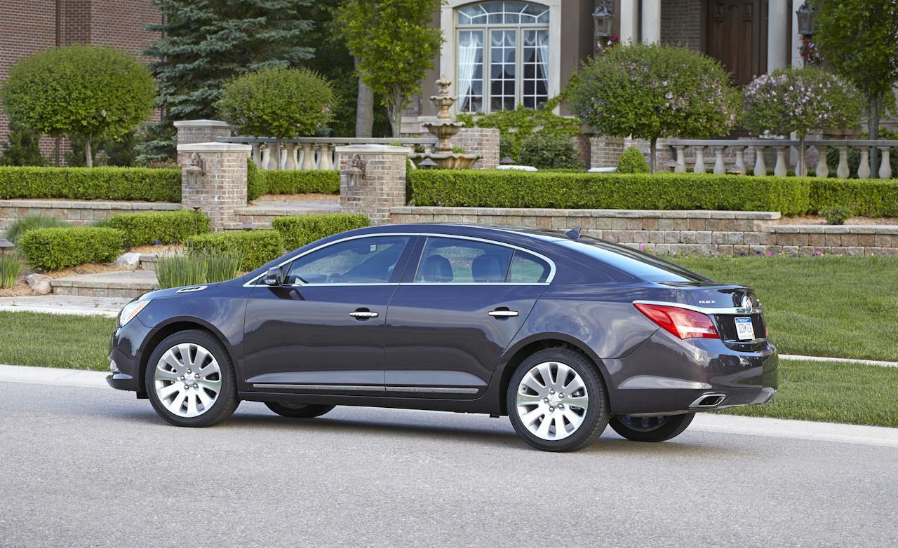 2014 Buick LaCrosse Side View