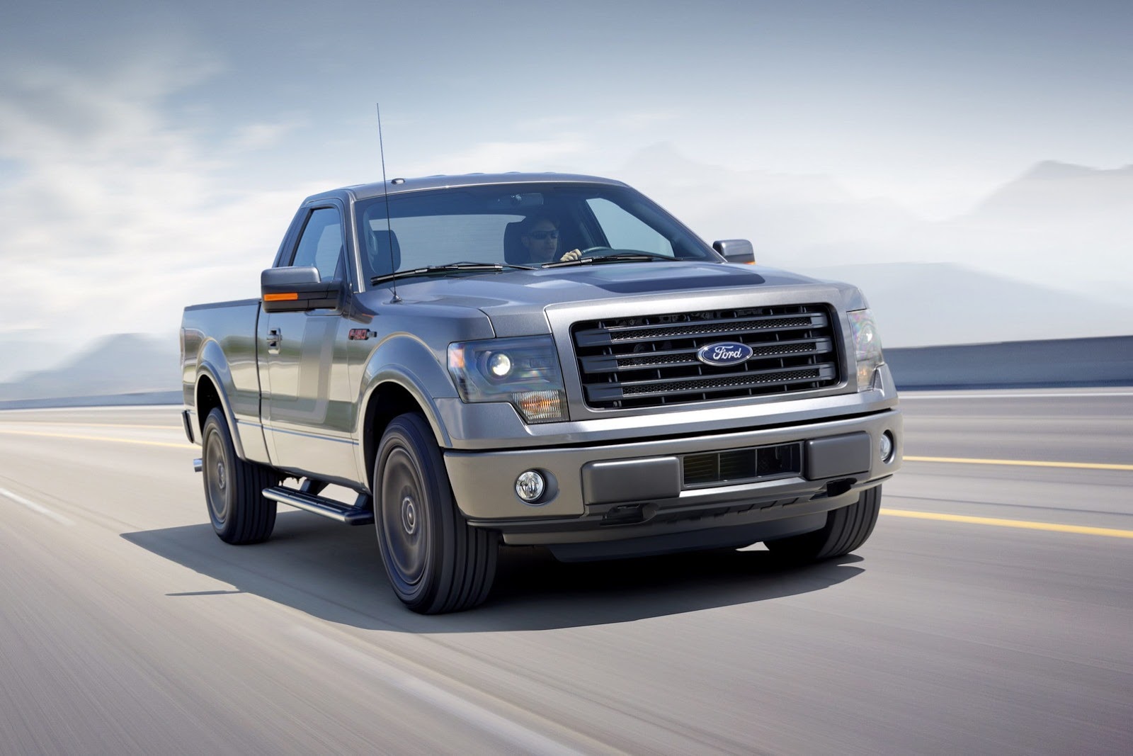 2014 Ford F-150 Tremor Front View