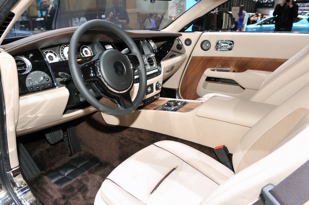 2014 Rolls-Royce Wraith Interior Angle