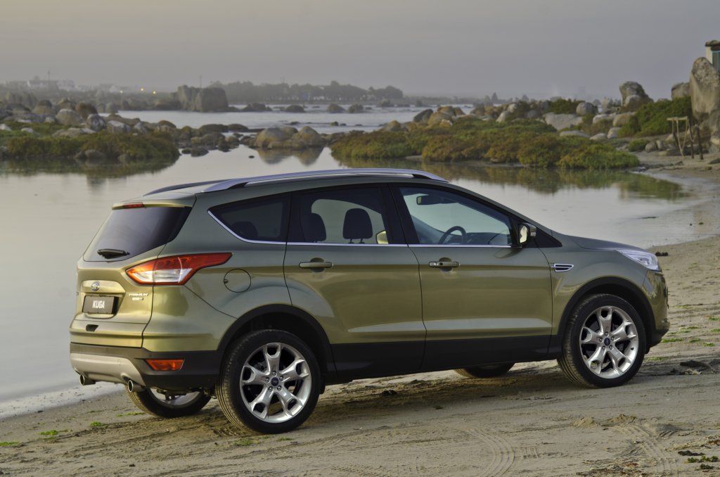 2013 Ford Kuga Side View