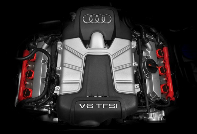 2014 Audi SQ5 Engine View