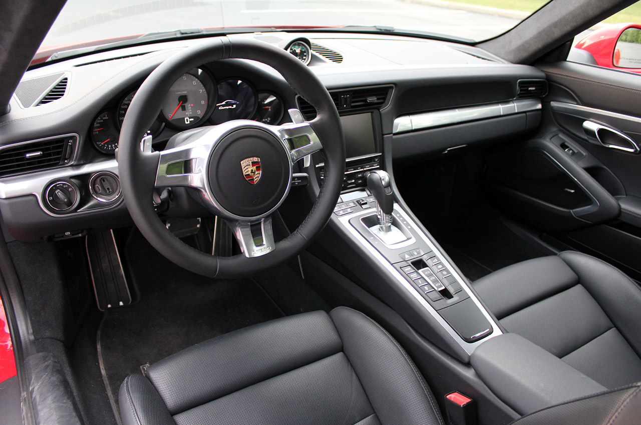 2013 Porsche 911 Carrera Interior View
