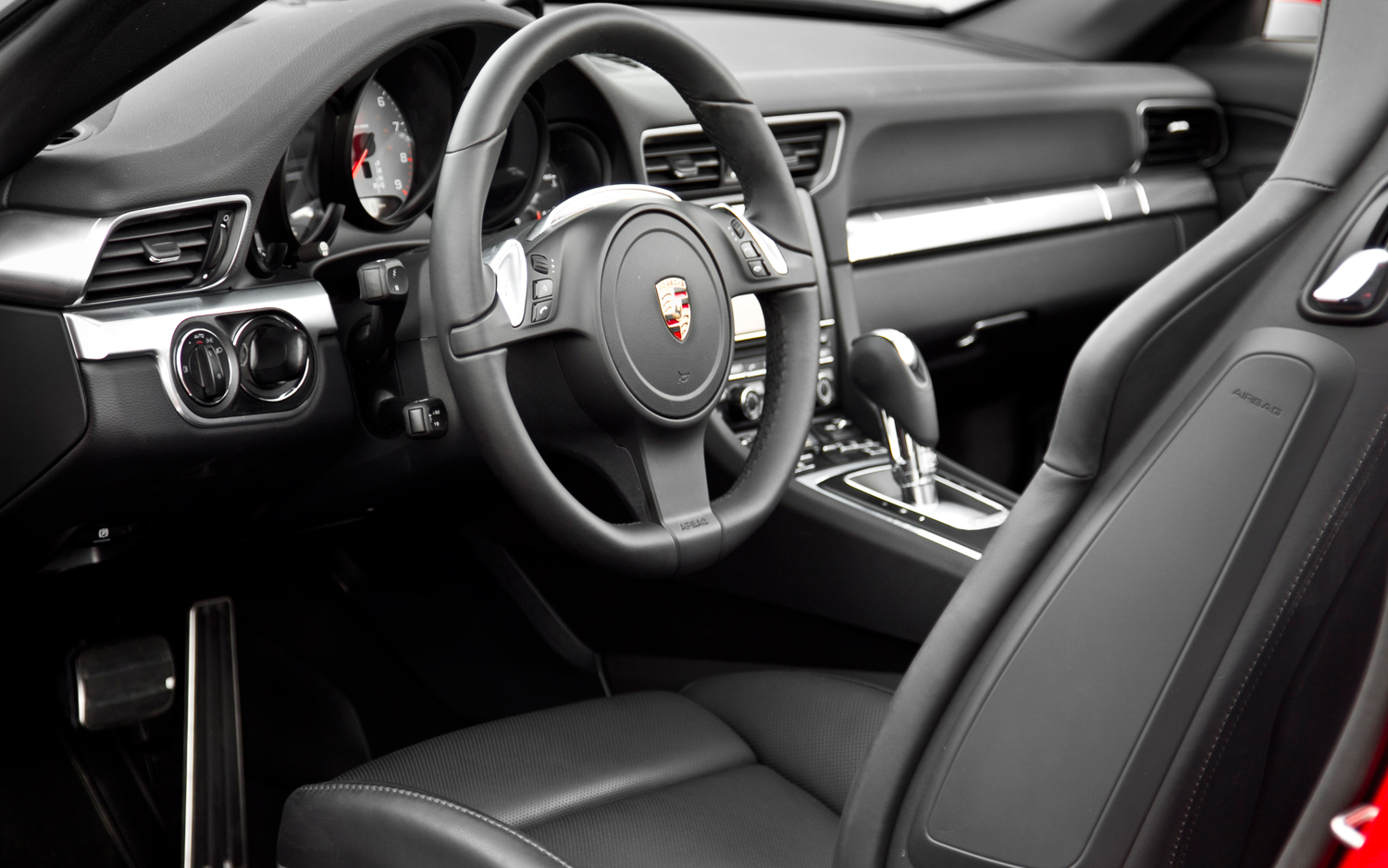 2013 Porsche 911 Carrera S Cabriolet Interior