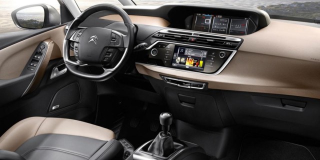 2014 Citroen Grand C4 Picasso Dashboard Interior View