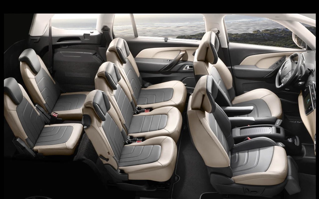 2014 Citroen Grand C4 Picasso Interior