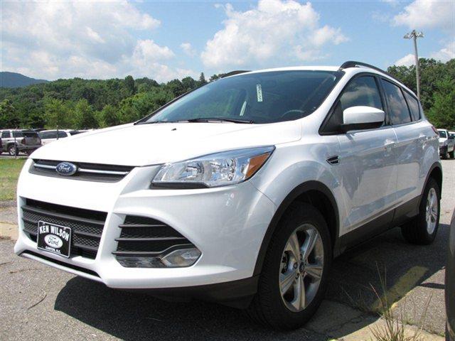 2014 Ford Escape Front View
