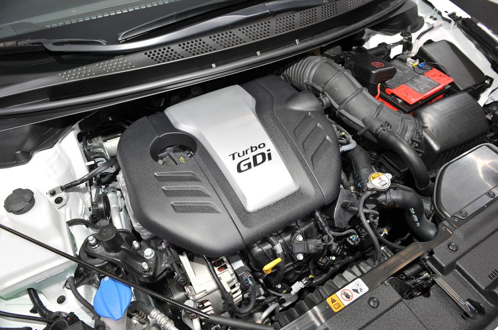 2014 Kia Ceed GT Engine View