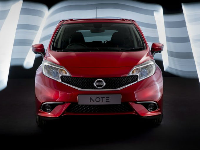 2014 Nissan Note Front End