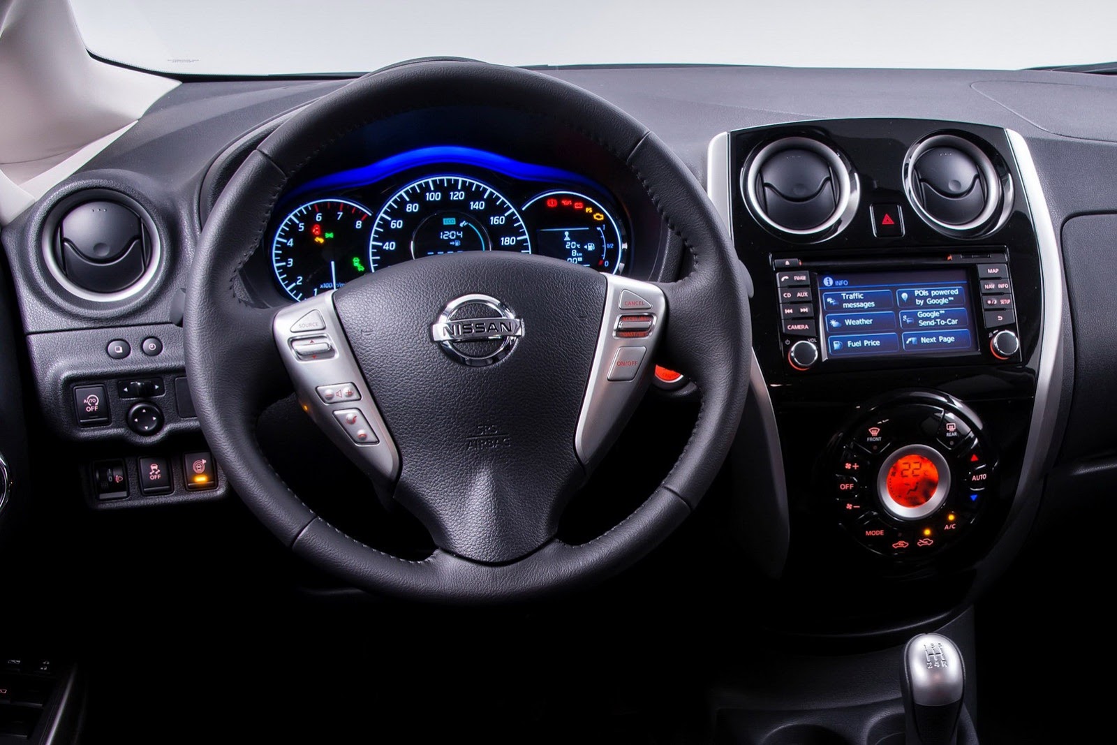 2014 Nissan Note Interior Dashboard View