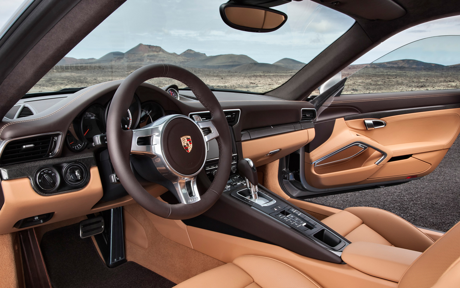 2014 Porsche 911 Turbo Interior View