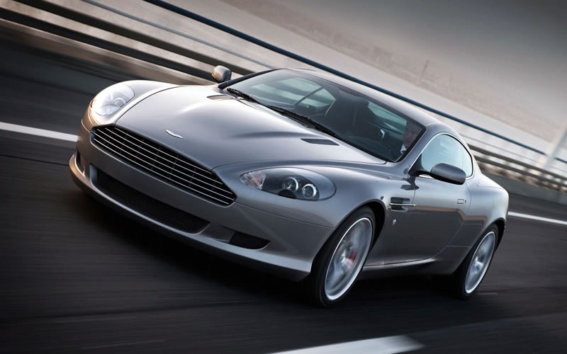 2014 Aston Martin DB9 Front Side View