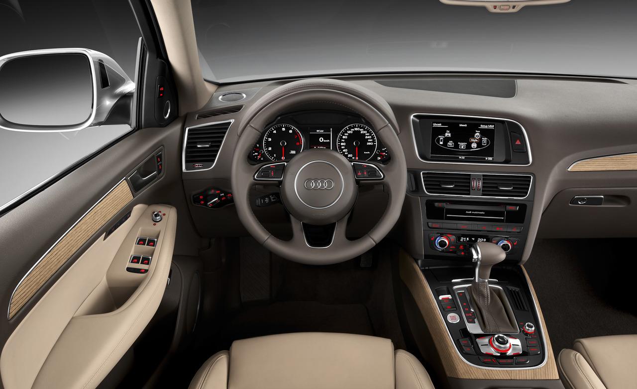 2014 Audi Q5 Interior View