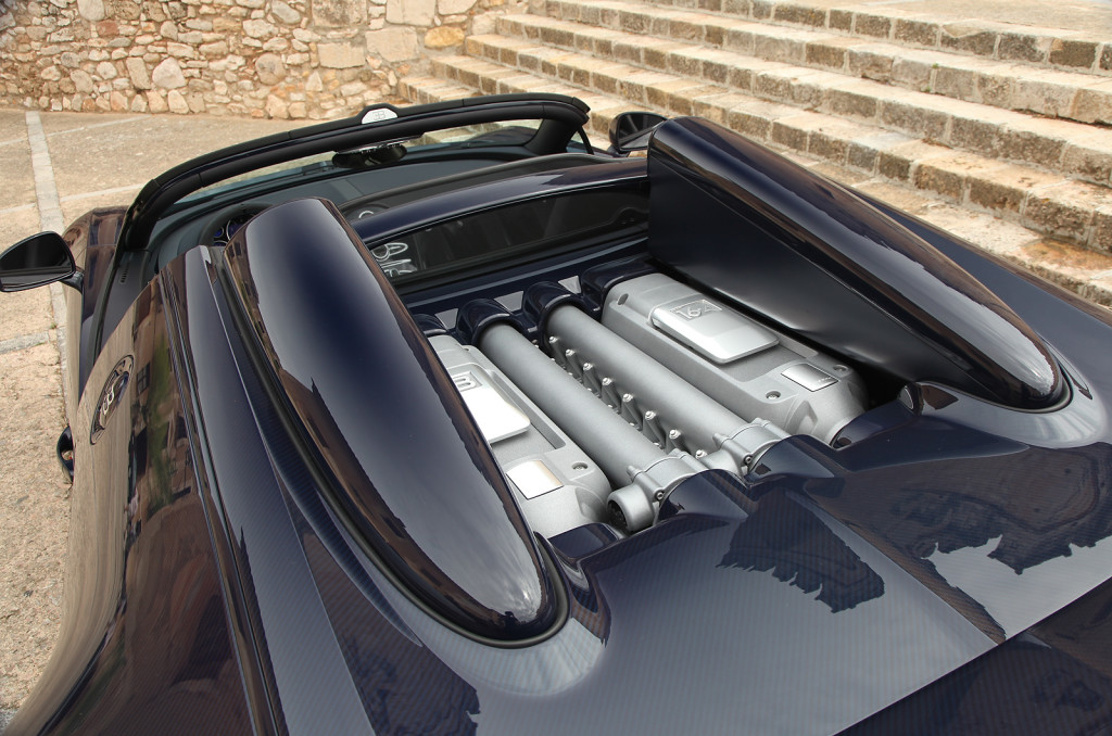 2014 Bugatti Veyron Engine View