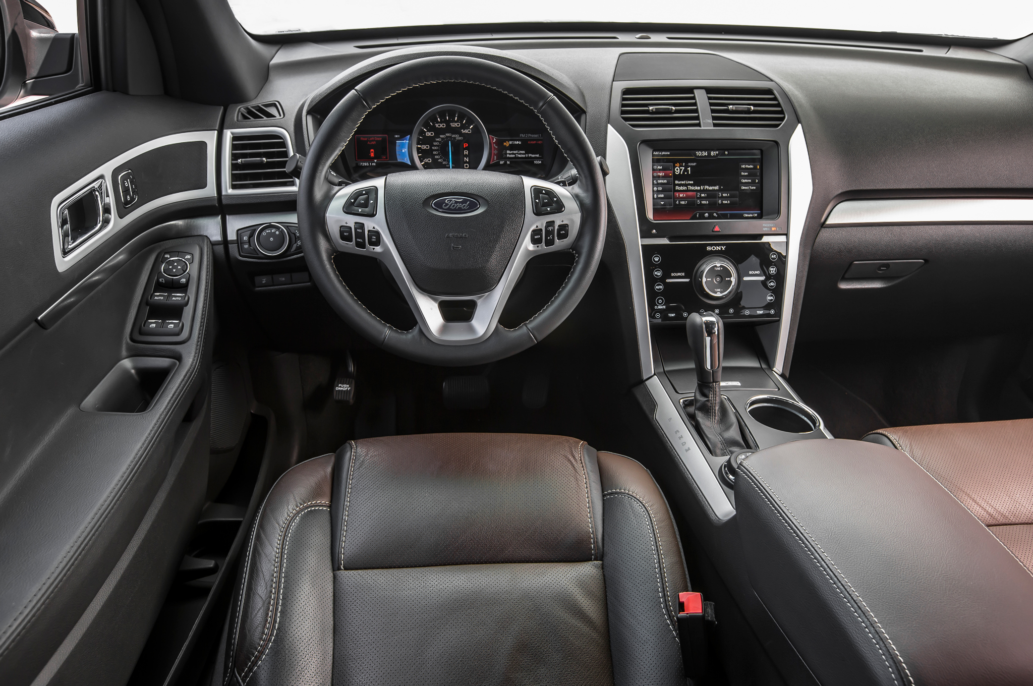 2014 Ford Explorer Interior Dashboard View