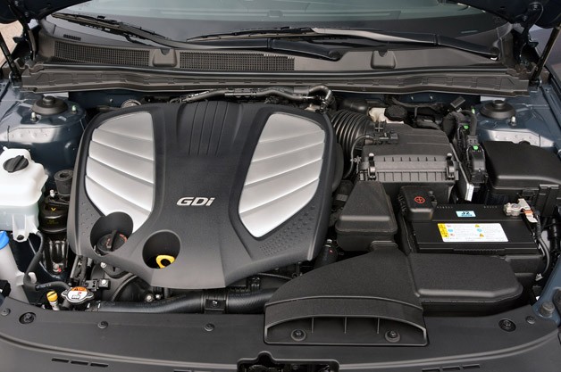 2014 Kia Cadenza Engine View