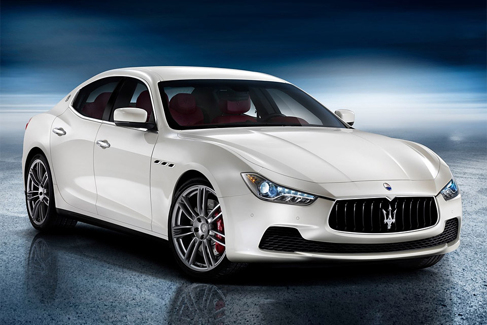 2014 Maserati Ghibli Front Angle