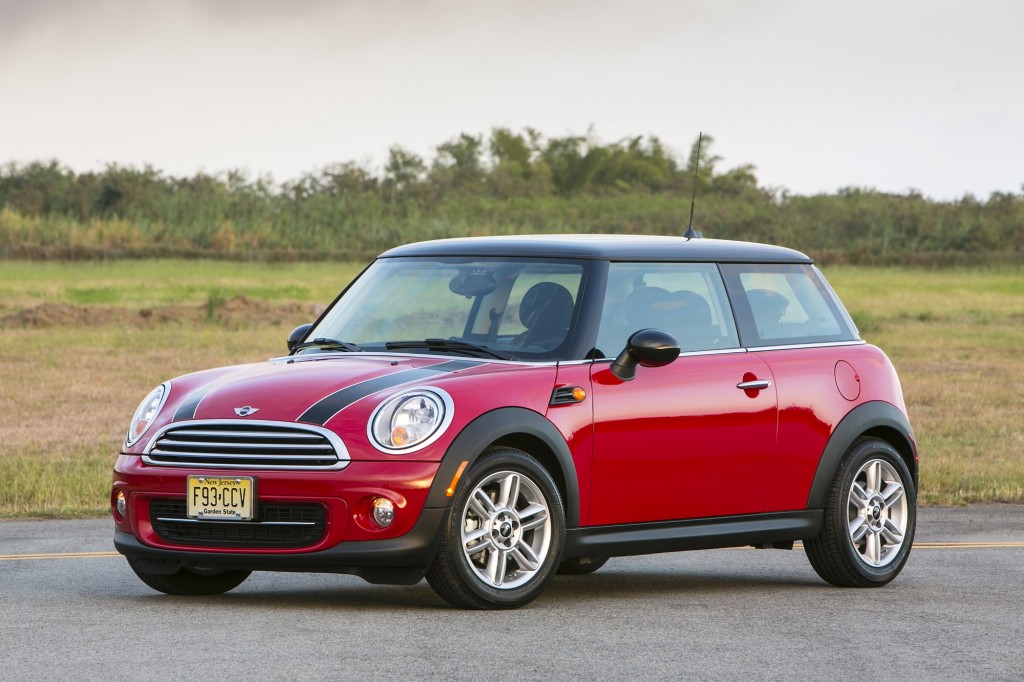 2014 Mini Cooper Front Side View
