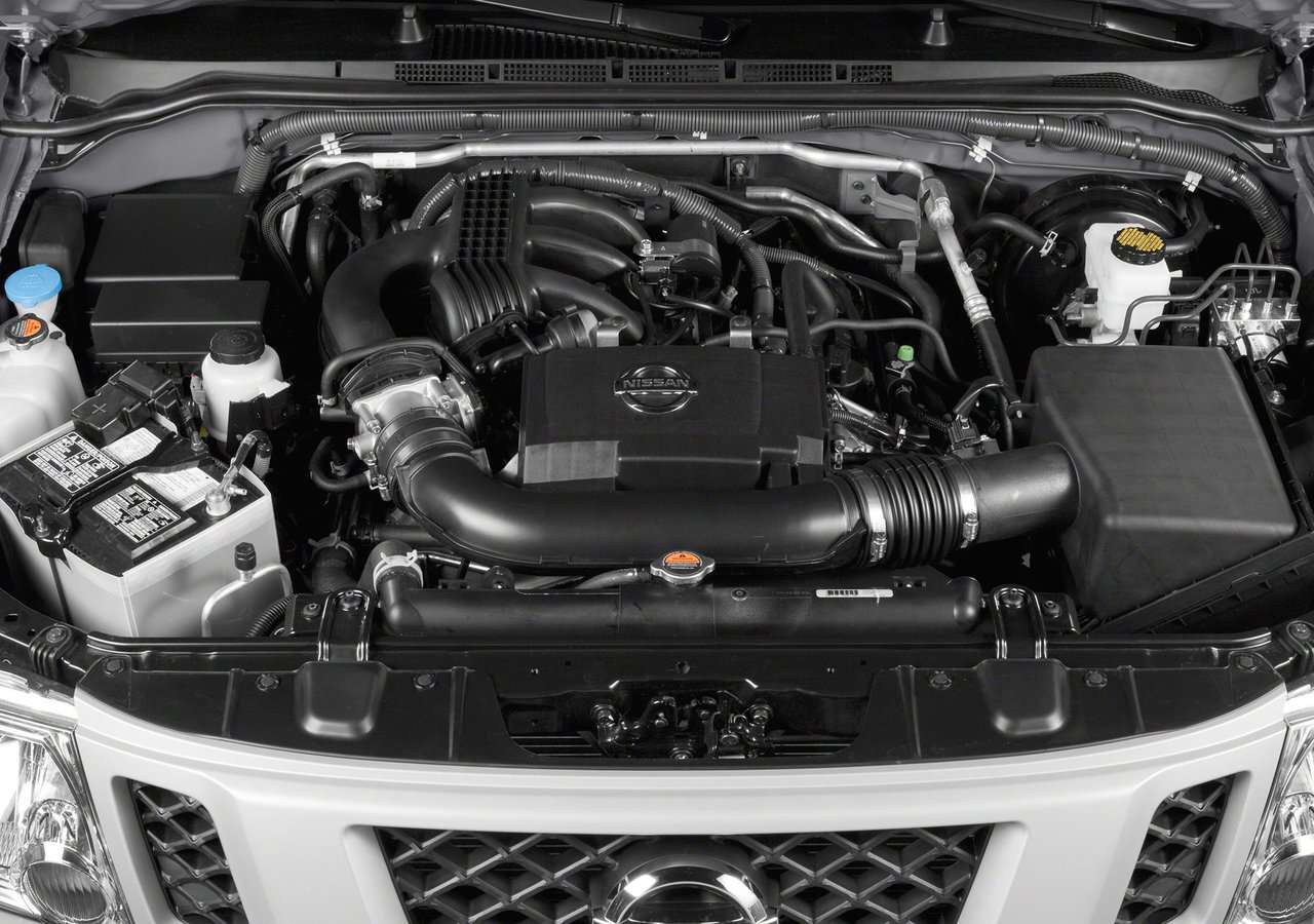 2014 Nissan Xterra Engine View